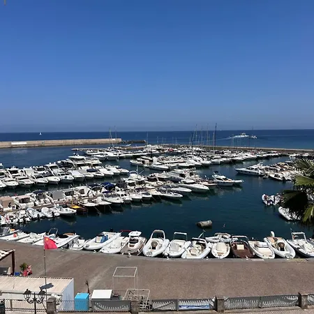 House Nino Форио